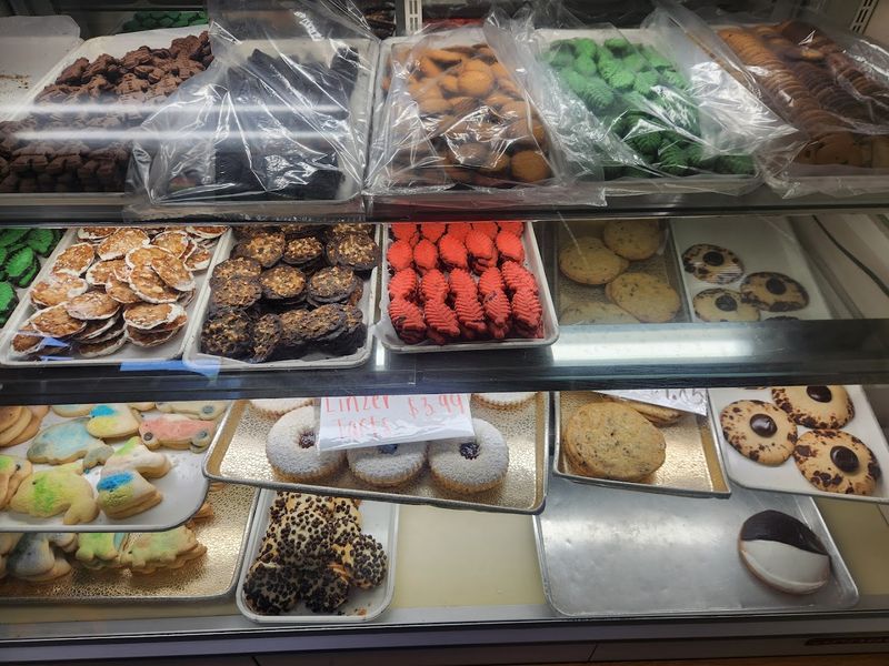 Pies And Cookies That Carry Generations Of Recipe Knowledge In Every Bite