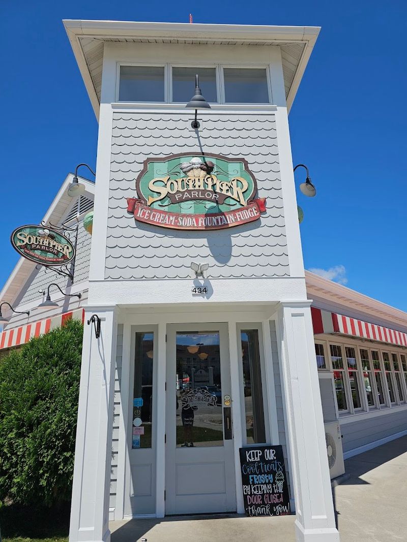 South Pier Parlor, Sheboygan