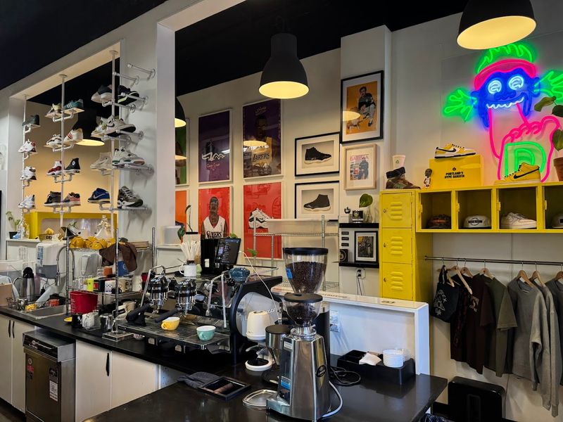 Deadstock Coffee Roasters