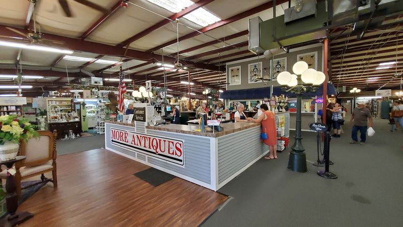 The Cafe Makes It Easy To Stay All Day
