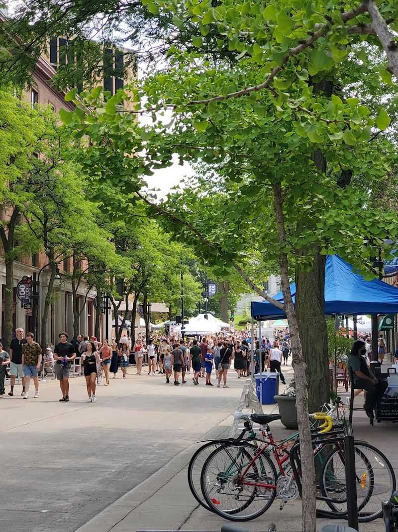 A Market Scene With Real Community Energy