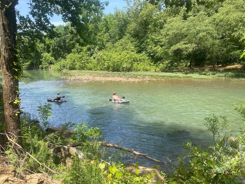 Popular Non-Motorized Water Sports Opportunities