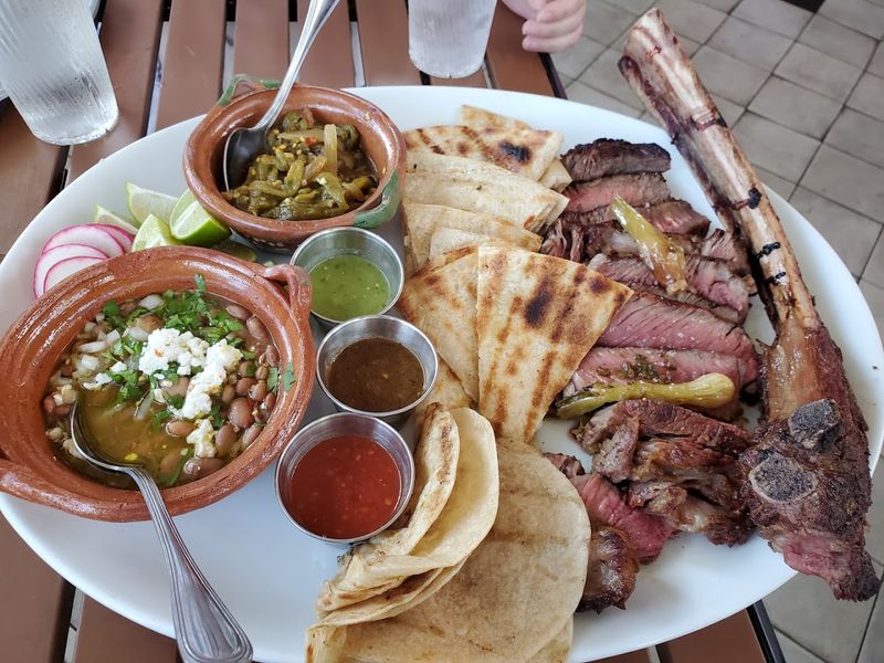 Presentation Styles That Elevate Dining Experiences
