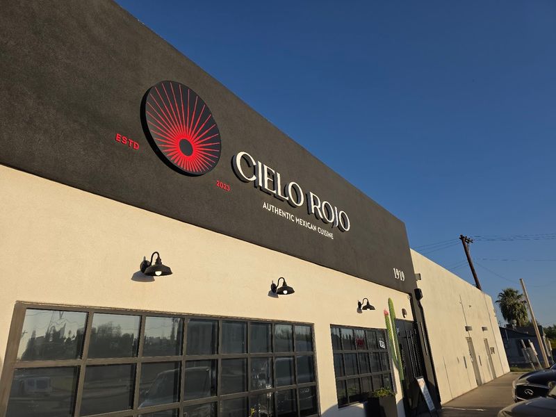 Cielo Rojo