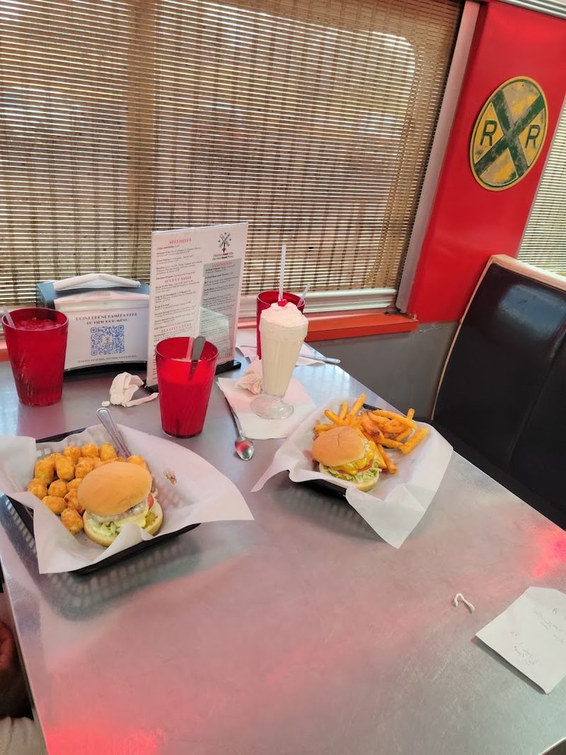 Community Events That Bring Locals Together At Mealtime