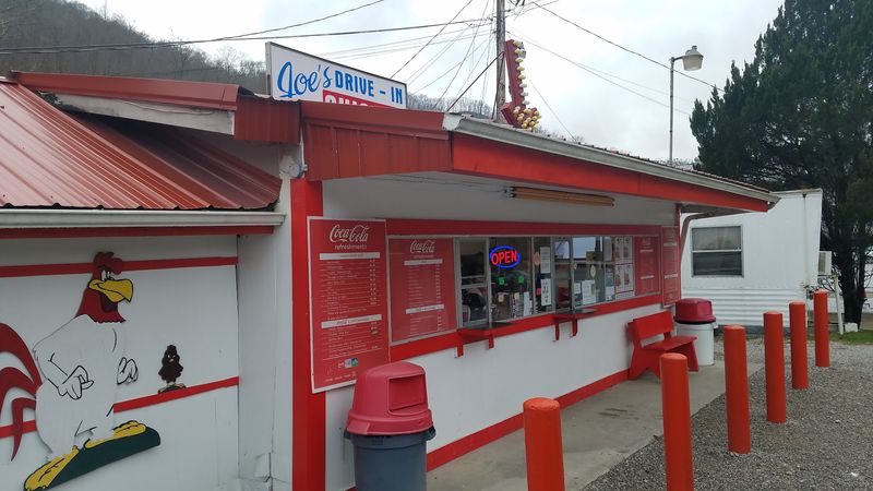Seasonal Menu Adjustments Reflecting Kentucky Flavors