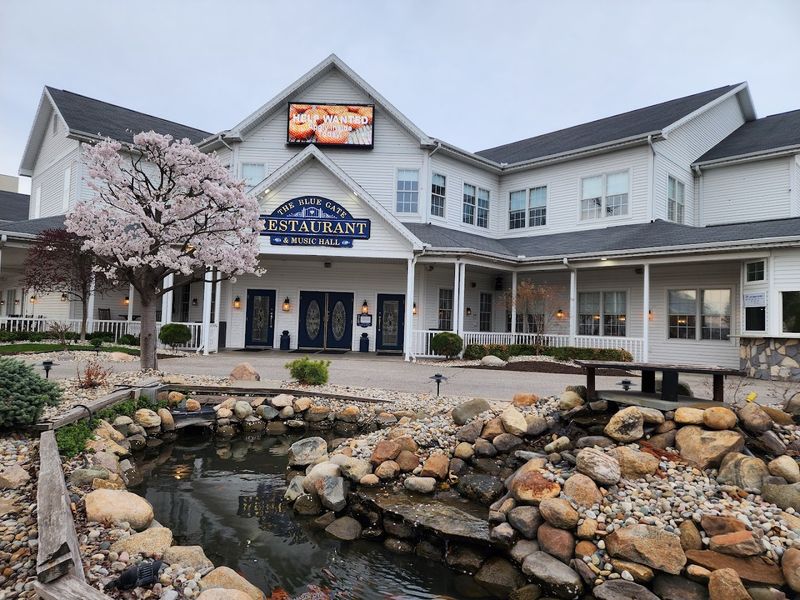Blue Gate Restaurant & Bakery
