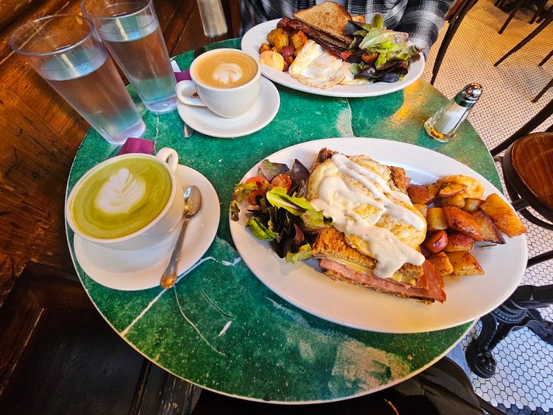Coffee And Non-Alcoholic Drinks Worth Mentioning