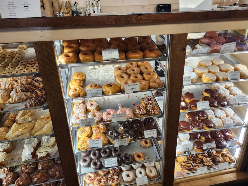 Golden Harvest Bakery & Cafe