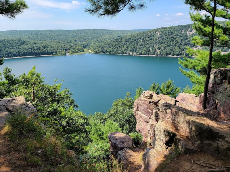 West Bluff Trail Adds Another Dramatic Viewpoint