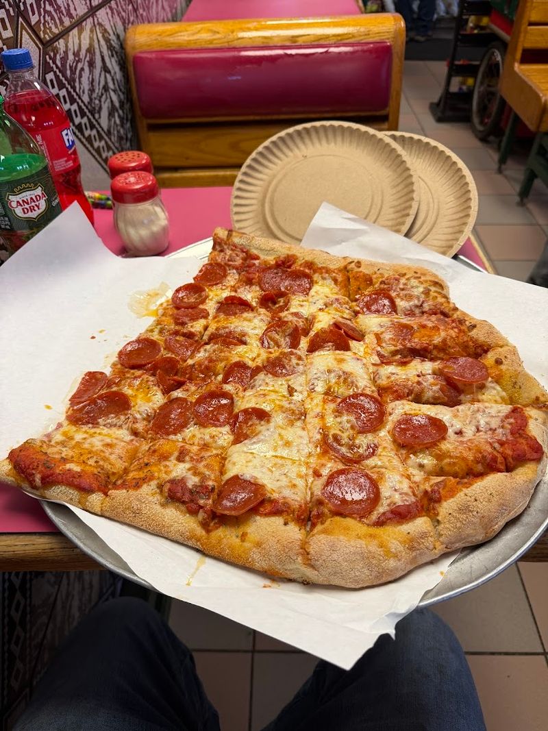 Liquori's Pizza, West Springfield