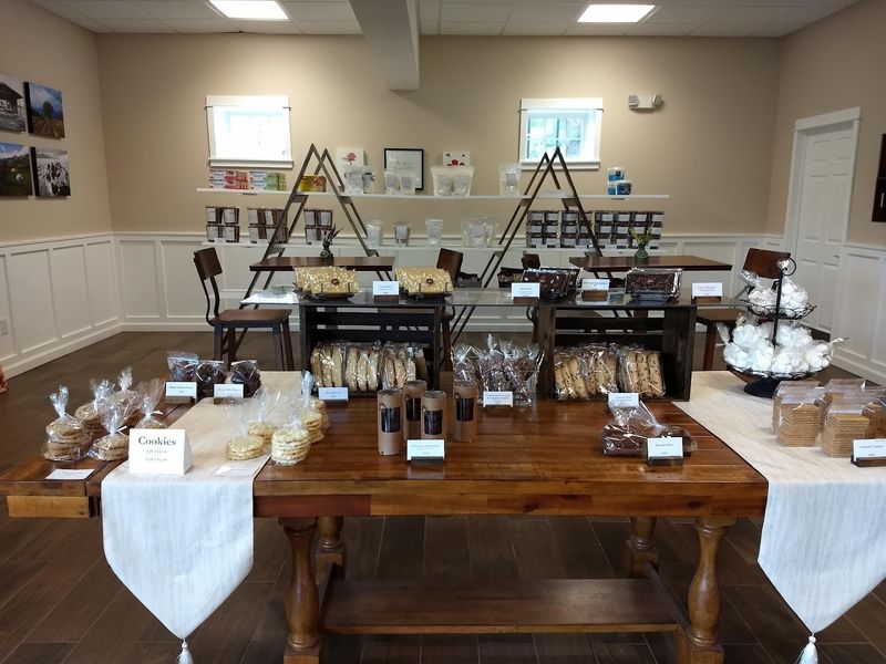 Different Blend Bakery
