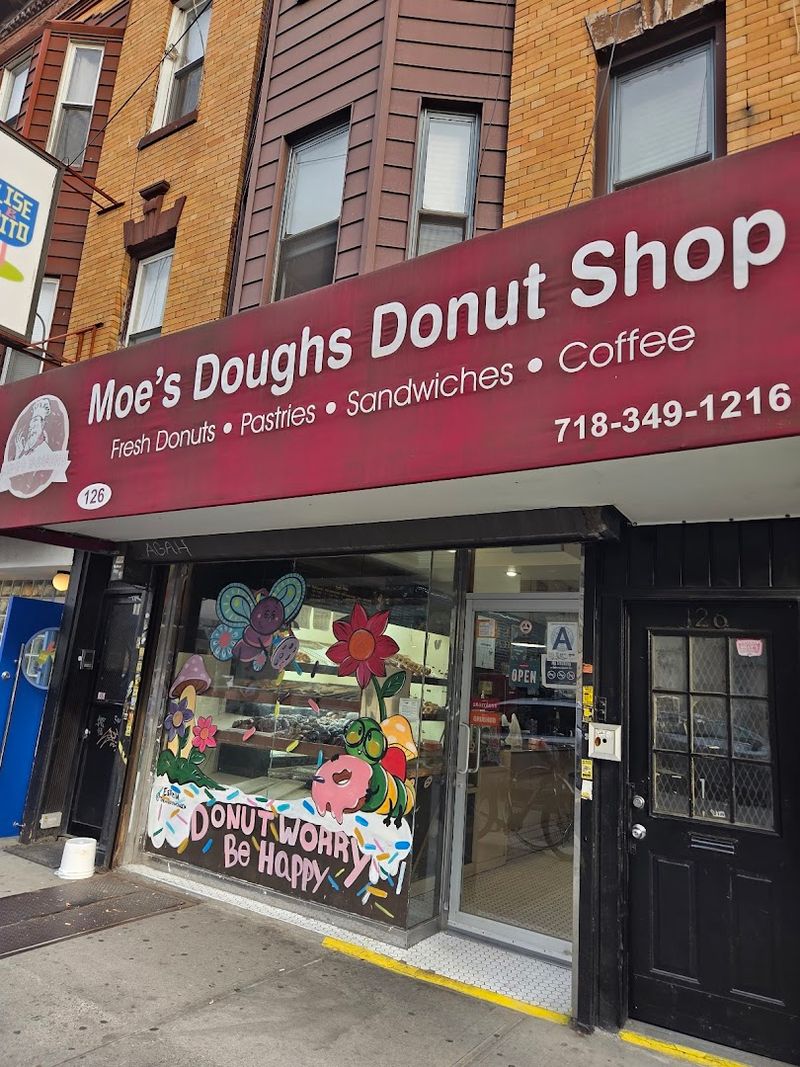 Moe's Doughs