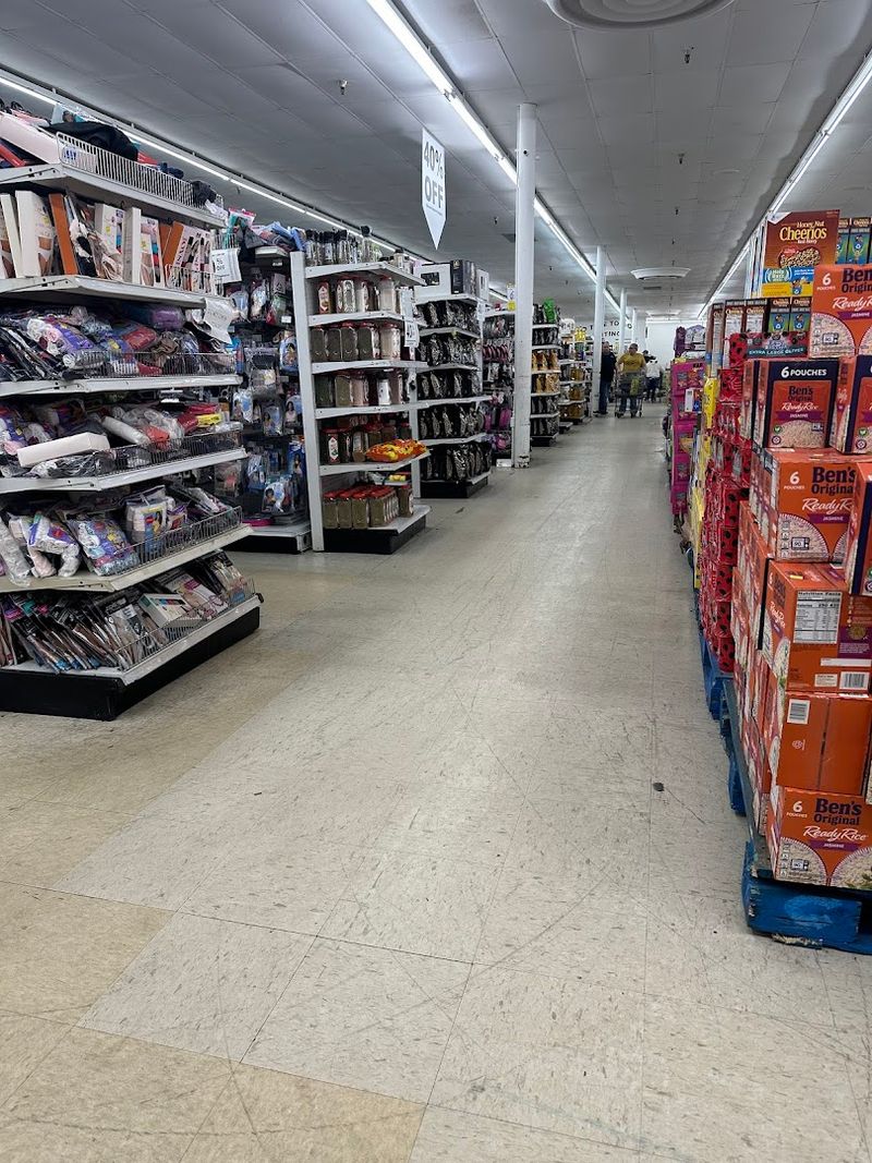 A Look At The Store Layout And Shopping Flow