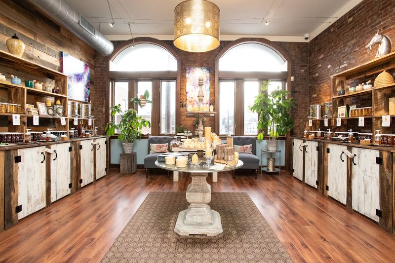 Saratoga Tea And Honey Company