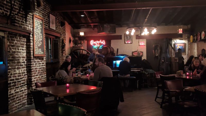 Horse Inn