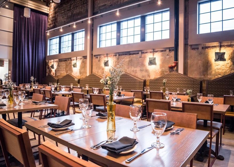 Novara Restaurant, Milton