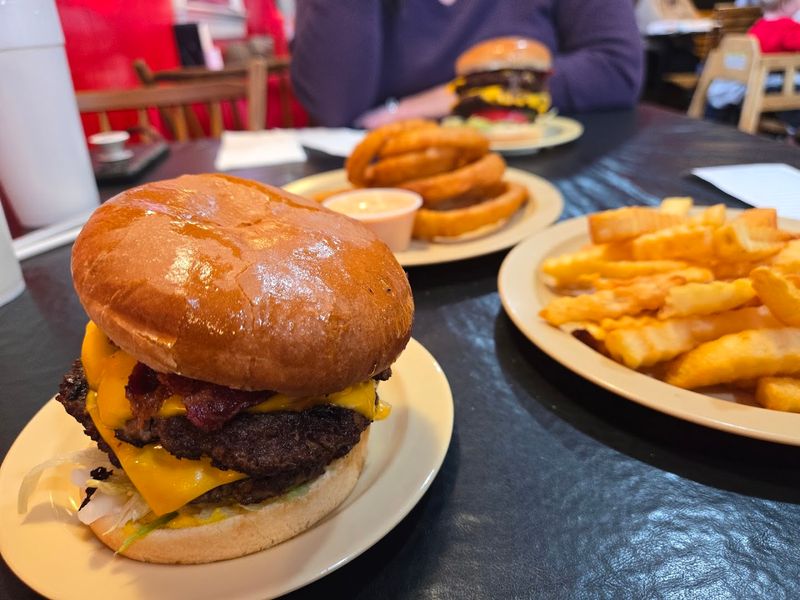 Thick-Cut Bacon And Fried Egg Toppings Worth Ordering