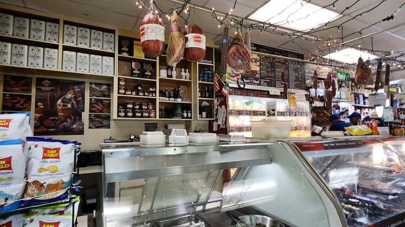 Tony's Beechhurst Deli
