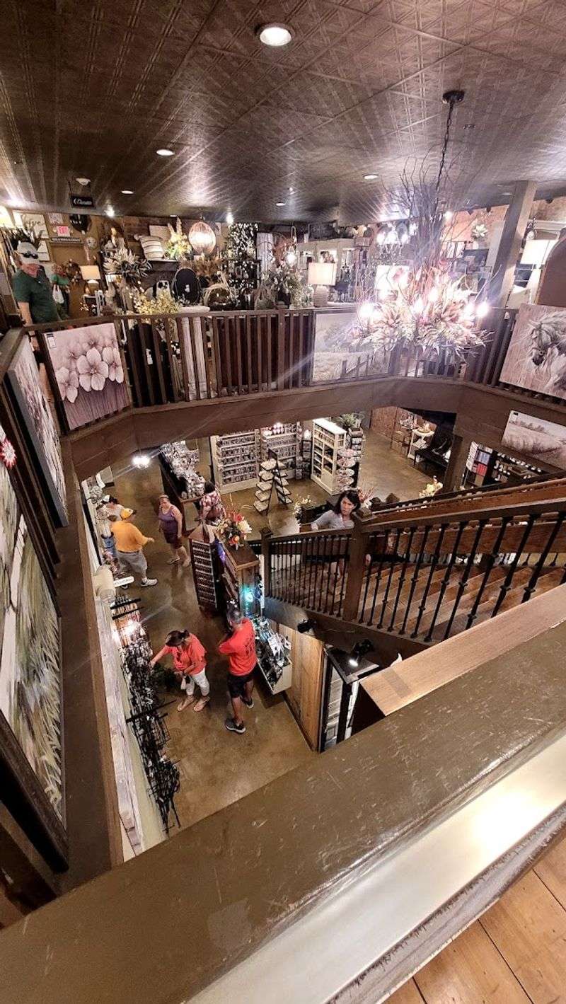 What Makes This Store A Must-Stop In Amish Country