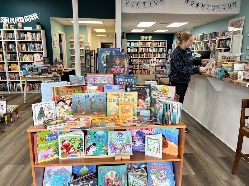 Friendly City Books In Columbus