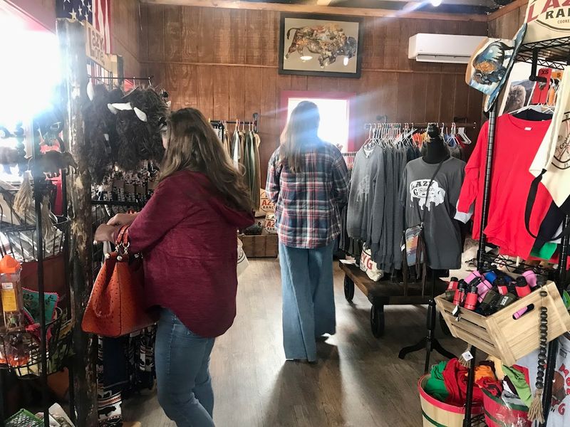 The Wallow Store And What You Can Bring Home