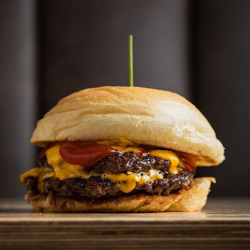 HiHo Cheeseburger