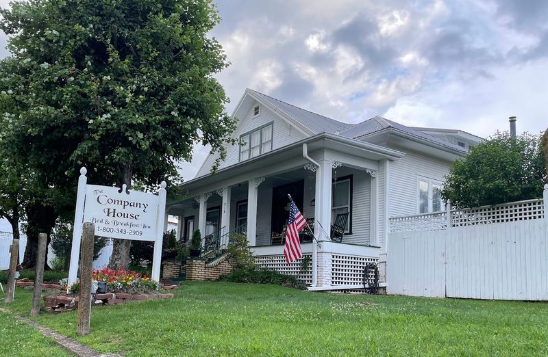 Company House Bed & Breakfast Inn, Ducktown