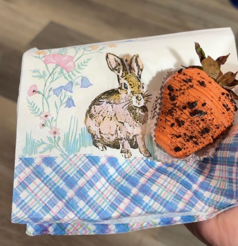 Chocolate-Covered Strawberries That Locals Swear By Year-Round