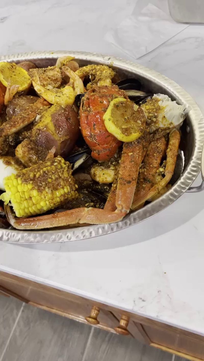 Carolina Crab House Wilmington