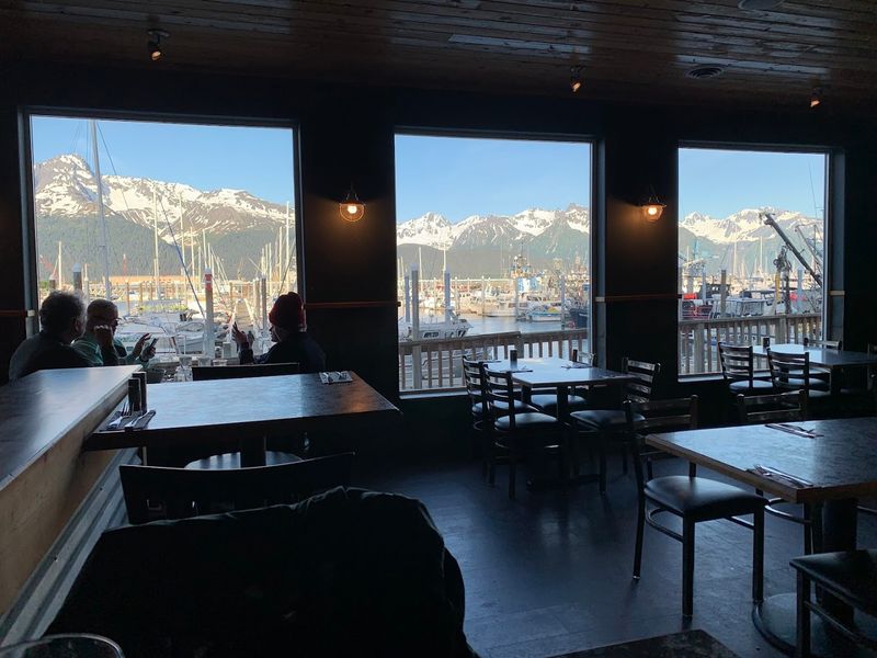 Chinooks Restaurant