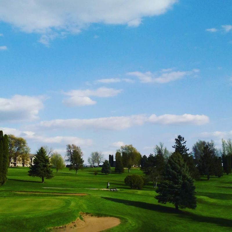 The Driftless Area Setting Gives Mount Horeb A Scenic Backdrop