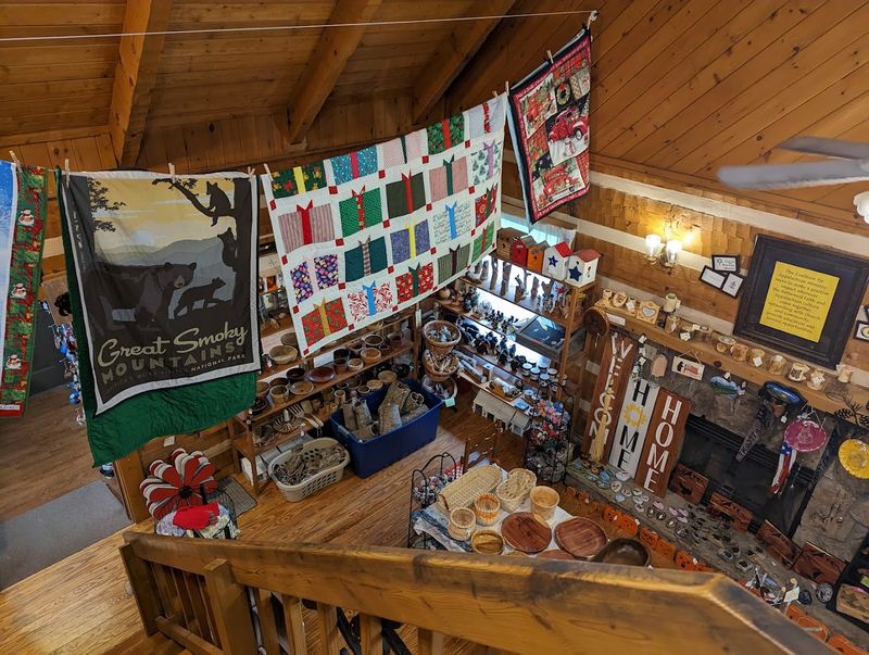 Unique Artisan Shops Featuring Handmade Goods