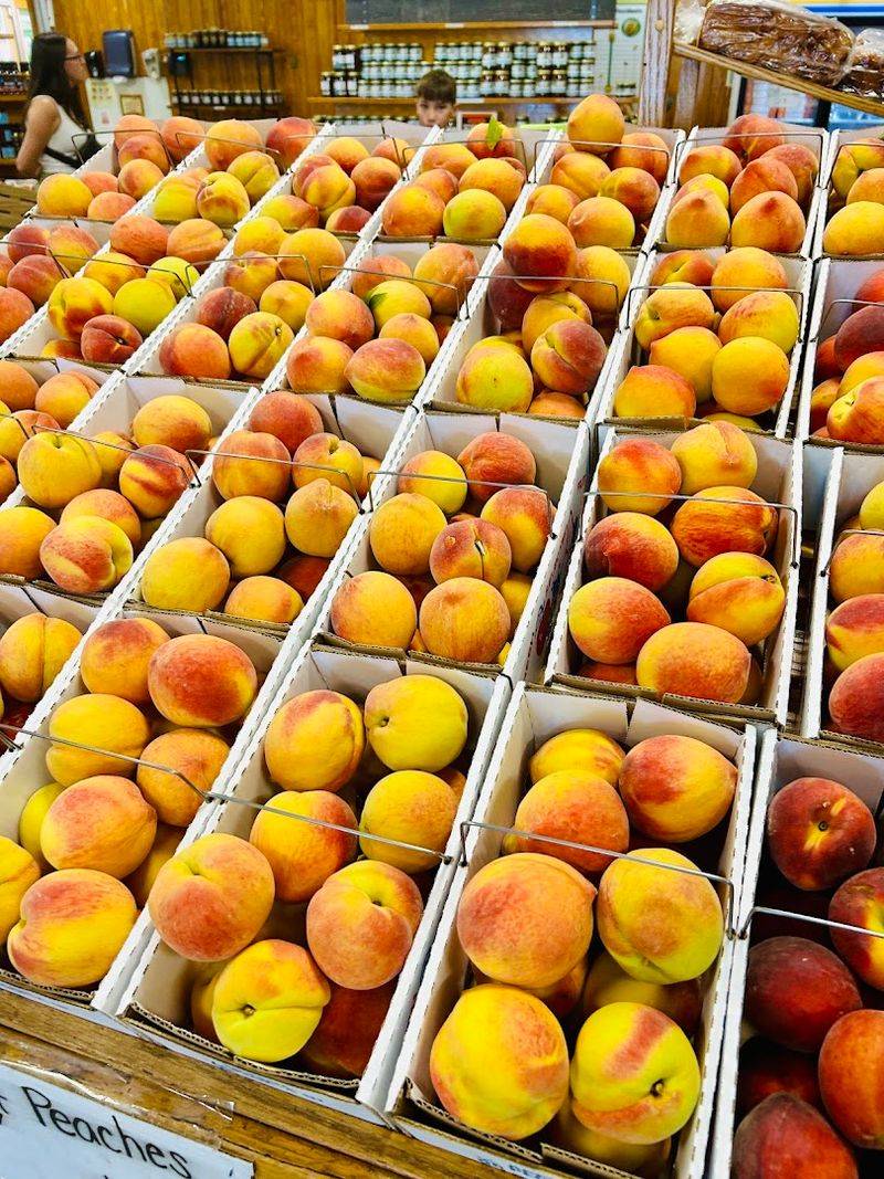Popular Peach Varieties Used In Desserts
