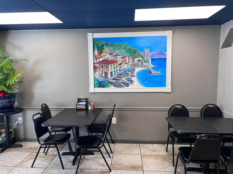 Rosa's Trattoria Italian Bakery & Deli