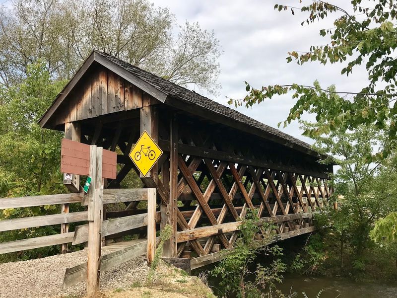 Elroy Pedestrian Covered Bridge (Elroy)