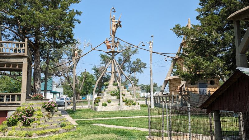 Seasonal Changes And Their Impact On Sculptures