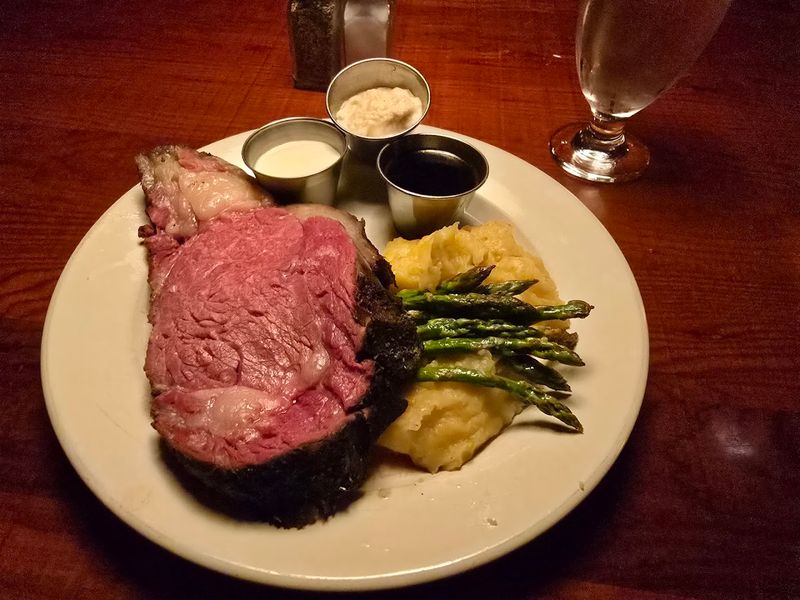 What Sets This Dining Experience Apart