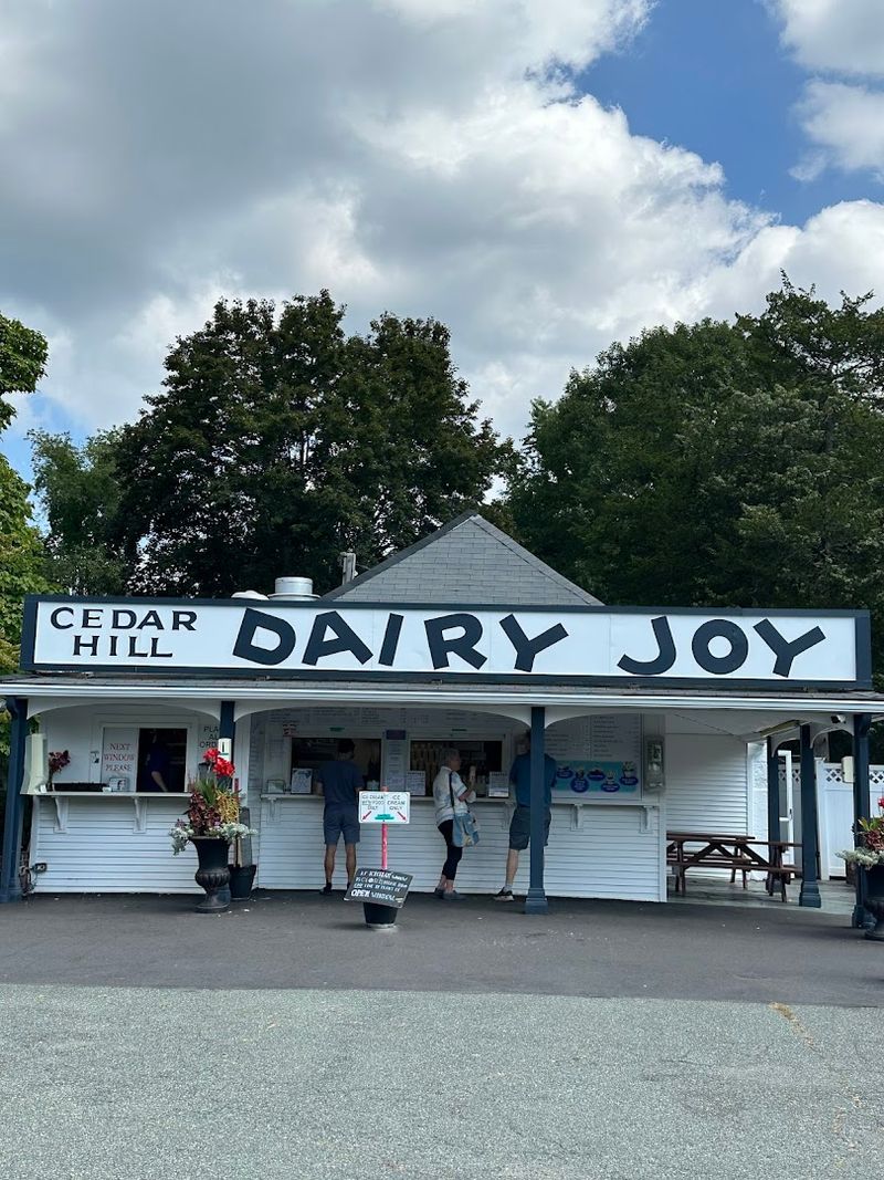 Cedar Hill Dairy Joy, Weston
