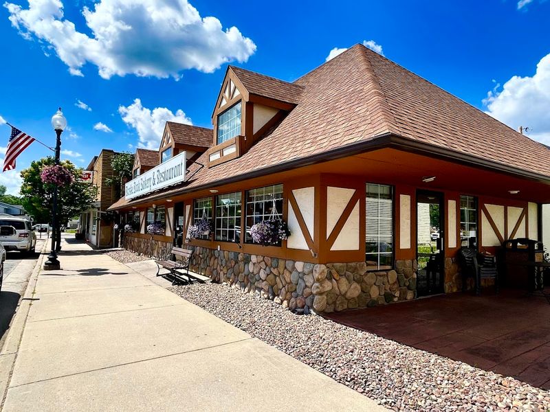 Norske Nook, Osseo