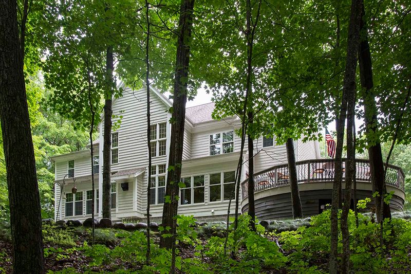 Hidden Serenity Bed And Breakfast, West Bend