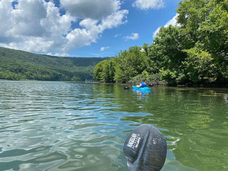 Paddle The Tennessee River Gorge, Whitwell