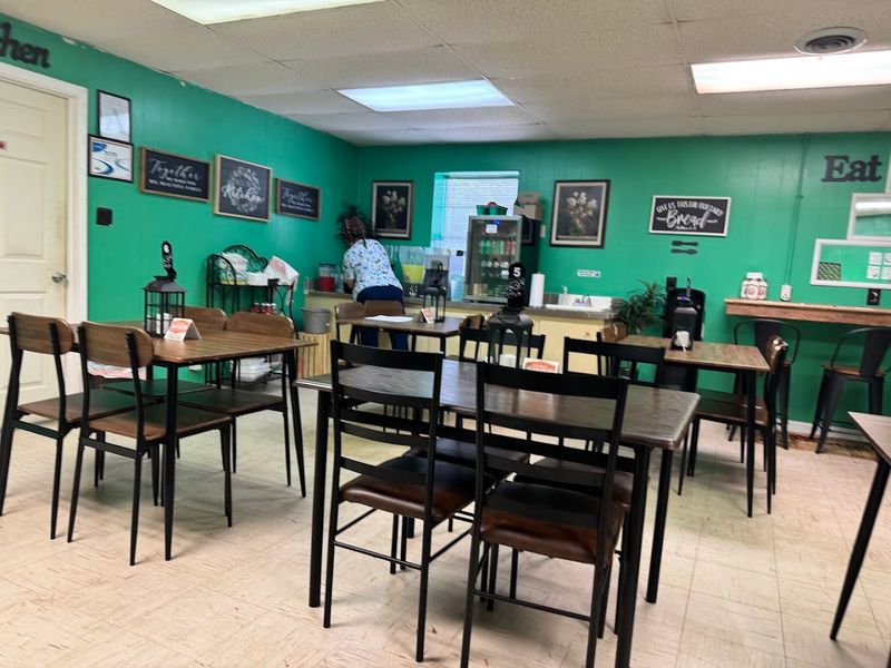 Cyndi's Diner
