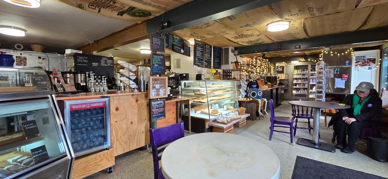 Underground Bakery, Dennis