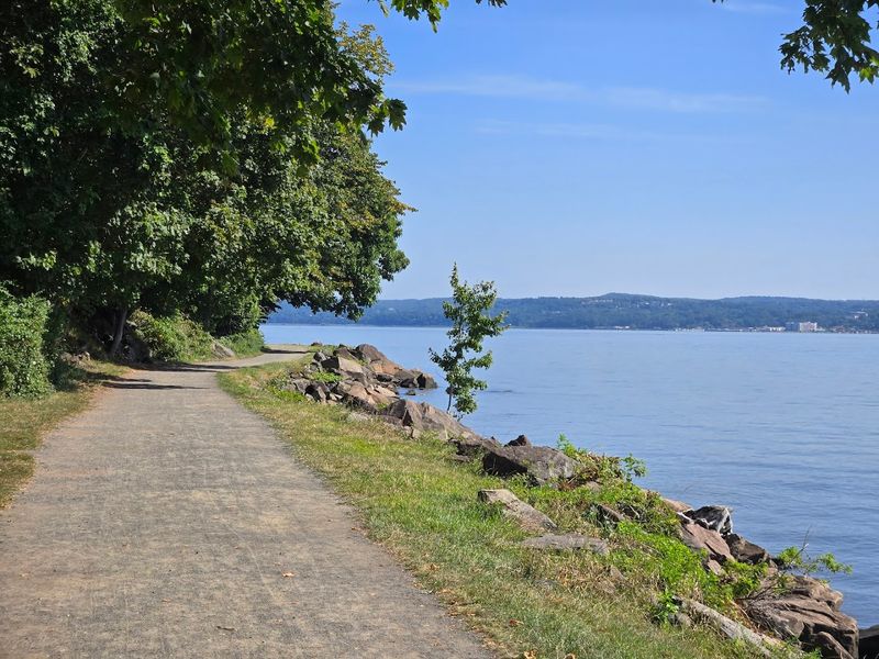 Nyack Beach State Park