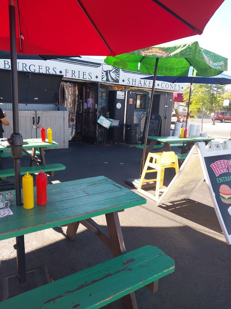 Midtown Reno Gives It A Fun Neighbourhood Feel