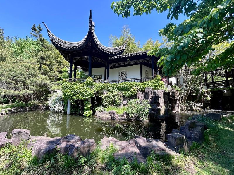 Snug Harbor Cultural Center And Botanical Garden