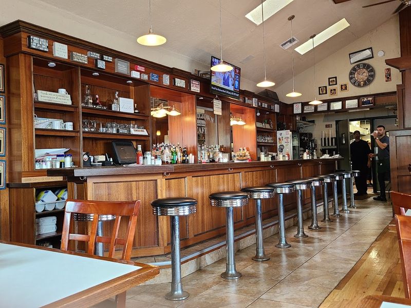 Hometown Cafe