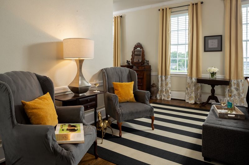 Common Areas Designed For Comfort And Easy Conversation