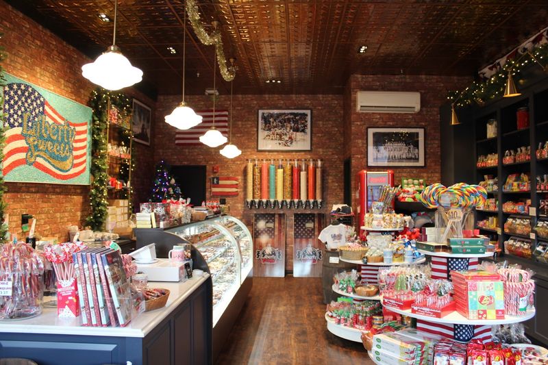 Liberty Sweets, Lexington